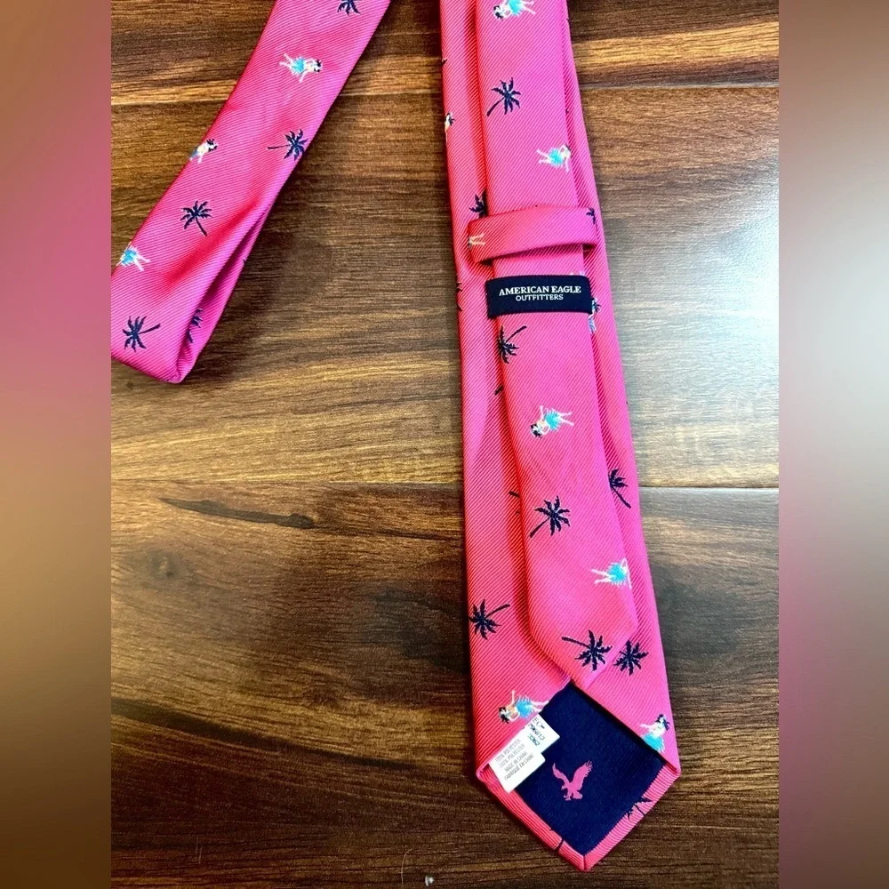 AMERICAN EAGLE Outfitters Pink Tie with Fun Patterns